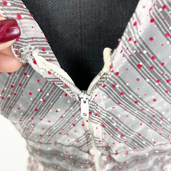Vintage 50s Dress Sheer Organdy Swiss Dot V Neck Fit and Flare - Picture 9 of 11